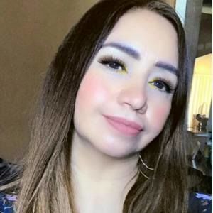 Meet your Posher, Laura elisa